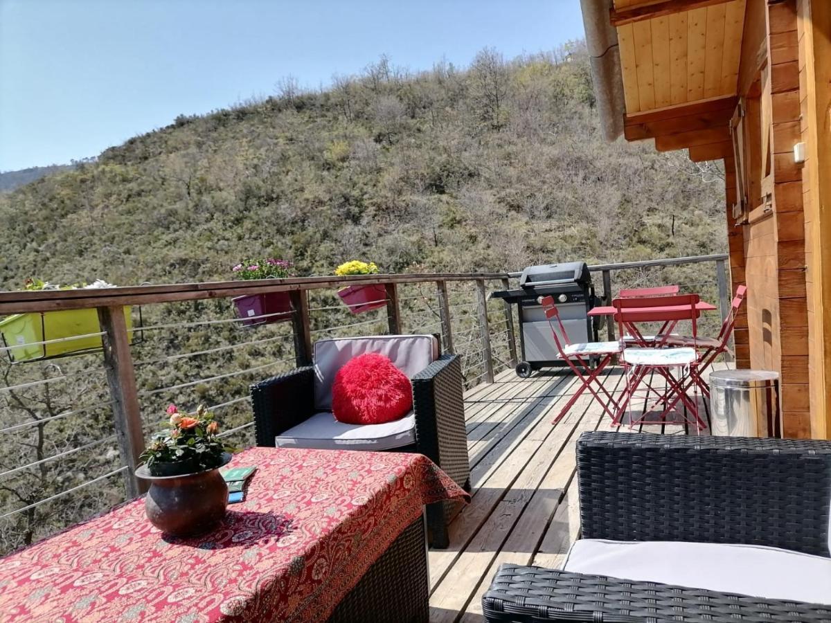 Chalet sur pilotis accès Spa Lucéram Esterno foto