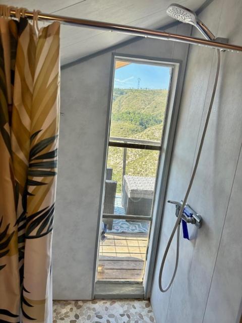 Chalet sur pilotis accès Spa Lucéram Esterno foto